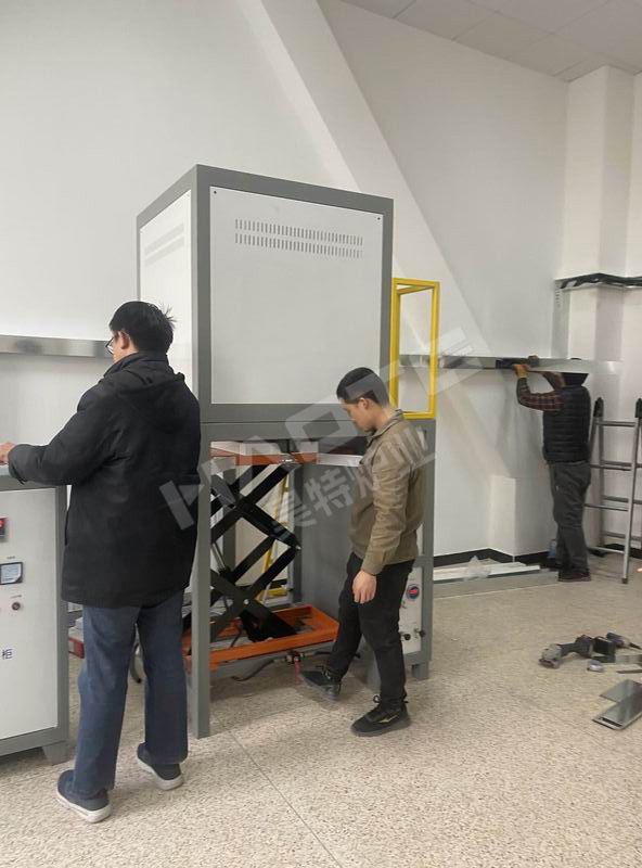 北京升降真空氣（qì）氛爐客戶案例